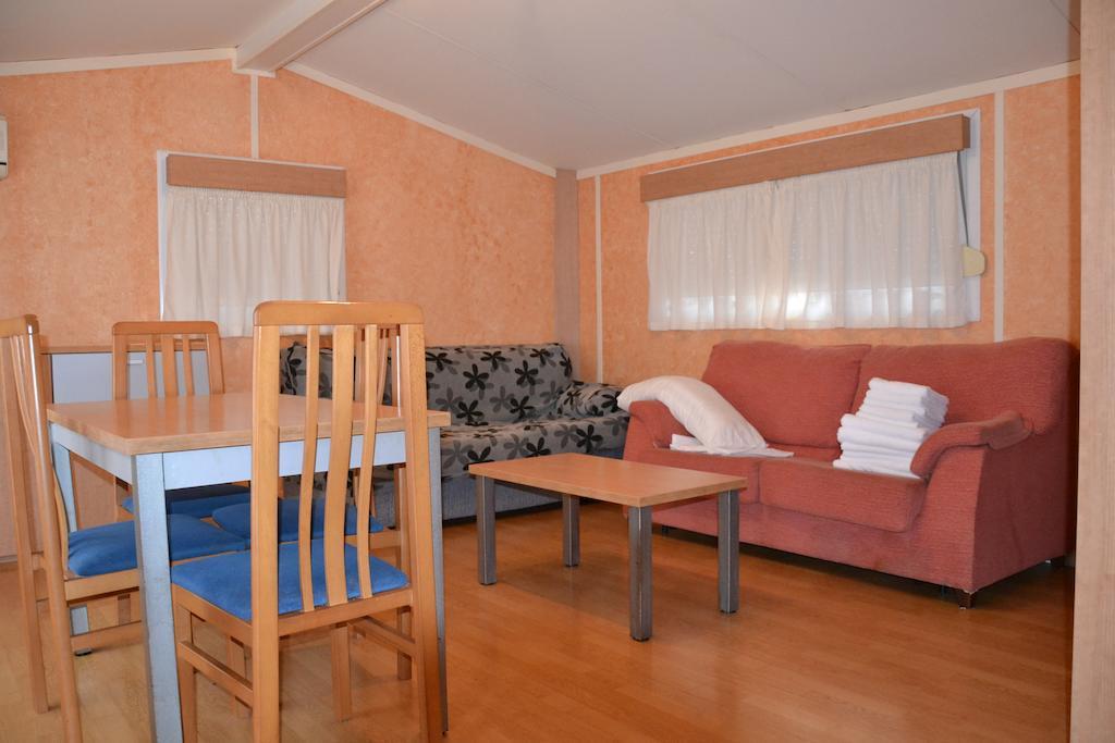 Camping Fuentes Blancas Burgos Exterior photo